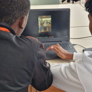 Dernières retouches avant publication d'un article sur InstaDerv.