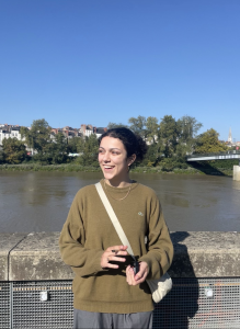 Pauline souriante