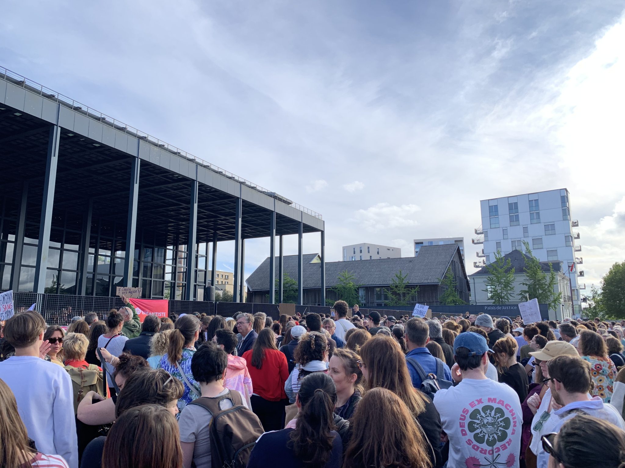 Rassemblement en hommage à Lyhanna : « Je suis en colère »
